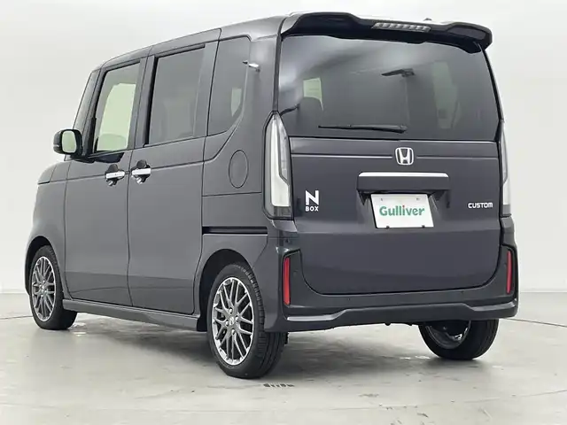 ホンダ Ｎ ＢＯＸ カスタム ターボ 群馬県 2023(令5)年 0.1万km トワイライトミストブラックパール マルチビューカメラシステム/―――――――――――――――/9インチHondaCONNECTナビ/CD/DVD/BT/USB/AppleCarPlay/AndroidAuto/フルセグTV/ホンダセンシング/・衝突軽減ブレーキ(CMBS)/・先行車発進お知らせ/・路外逸脱抑制機能/・標識認識機能/・追従機能付アダプティブクルーズコントロール/・車線維持支援システム(LKAS)/・オートハイビーム/・誤発進抑制機能/・後方誤発進抑制機能/・近距離衝突軽減ブレーキ/・パーキングセンサーシステム/両側パワースライドドア/ハーフレザーシート/前席シートヒーター/LEDヘッドライト/フォグランプ/プッシュスタート/スマートキー/純正フロアマット