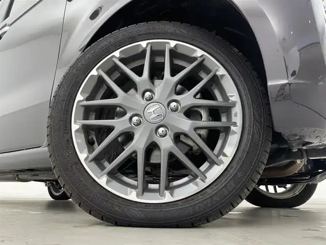 ホンダ Ｎ ＢＯＸ カスタム ターボ 群馬県 2023(令5)年 0.1万km トワイライトミストブラックパール マルチビューカメラシステム/―――――――――――――――/9インチHondaCONNECTナビ/CD/DVD/BT/USB/AppleCarPlay/AndroidAuto/フルセグTV/ホンダセンシング/・衝突軽減ブレーキ(CMBS)/・先行車発進お知らせ/・路外逸脱抑制機能/・標識認識機能/・追従機能付アダプティブクルーズコントロール/・車線維持支援システム(LKAS)/・オートハイビーム/・誤発進抑制機能/・後方誤発進抑制機能/・近距離衝突軽減ブレーキ/・パーキングセンサーシステム/両側パワースライドドア/ハーフレザーシート/前席シートヒーター/LEDヘッドライト/フォグランプ/プッシュスタート/スマートキー/純正フロアマット