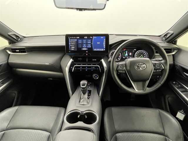 トヨタ ハリアー Z レザーパッケージ 熊本県 2020(令2)年 3.6万km ブラック 禁煙車/純正ディスプレイオーディオ/(フルセグ/Bluetooth/AppleCarPlay/AndroidAuto)/ＪＢＬ/バックモニター/ビルトインETC2.0/デジタルインナーミラー/パワーバックドア/前席シートヒーター＋ベンチレーション/前席パワーシート/運転席シートメモリー/ステアリングヒーター/電動パーキングブレーキ/オートブレーキホールド/Toyota Safety Sense/　・プリクラッシュセーフティ/　・レーントレーシングアシスト/　・レーダークルーズコントロール/　・アダプティブハイビームシステム/　・ロードサインアシスト/ブラインドスポットモニター/横滑り防止/前後クリアランスソナー/ハーフレザーシート/純正フロアマット/純正19インチAW/オートライト/オートマチックハイビーム/LEDヘッドライト/フォグライト/スマートキー/プッシュスタート/保証書/取扱説明書