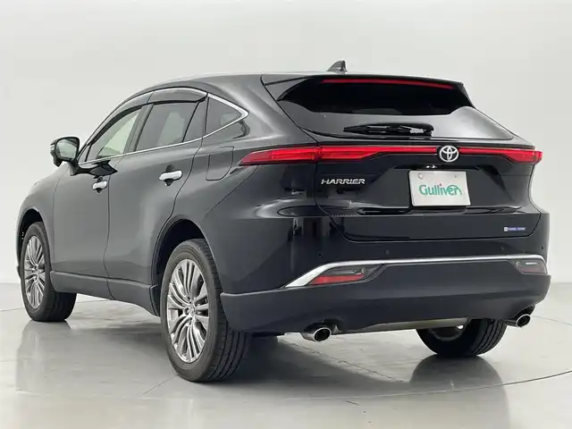 トヨタ ハリアー Z レザーパッケージ 熊本県 2020(令2)年 3.6万km ブラック 禁煙車/純正ディスプレイオーディオ/(フルセグ/Bluetooth/AppleCarPlay/AndroidAuto)/ＪＢＬ/バックモニター/ビルトインETC2.0/デジタルインナーミラー/パワーバックドア/前席シートヒーター＋ベンチレーション/前席パワーシート/運転席シートメモリー/ステアリングヒーター/電動パーキングブレーキ/オートブレーキホールド/Toyota Safety Sense/　・プリクラッシュセーフティ/　・レーントレーシングアシスト/　・レーダークルーズコントロール/　・アダプティブハイビームシステム/　・ロードサインアシスト/ブラインドスポットモニター/横滑り防止/前後クリアランスソナー/ハーフレザーシート/純正フロアマット/純正19インチAW/オートライト/オートマチックハイビーム/LEDヘッドライト/フォグライト/スマートキー/プッシュスタート/保証書/取扱説明書