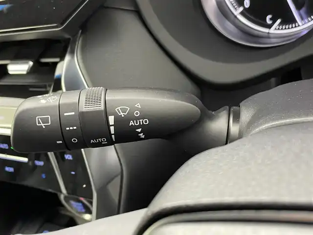 トヨタ ハリアー Z レザーパッケージ 熊本県 2020(令2)年 3.6万km ブラック 禁煙車/純正ディスプレイオーディオ/(フルセグ/Bluetooth/AppleCarPlay/AndroidAuto)/ＪＢＬ/バックモニター/ビルトインETC2.0/デジタルインナーミラー/パワーバックドア/前席シートヒーター＋ベンチレーション/前席パワーシート/運転席シートメモリー/ステアリングヒーター/電動パーキングブレーキ/オートブレーキホールド/Toyota Safety Sense/　・プリクラッシュセーフティ/　・レーントレーシングアシスト/　・レーダークルーズコントロール/　・アダプティブハイビームシステム/　・ロードサインアシスト/ブラインドスポットモニター/横滑り防止/前後クリアランスソナー/ハーフレザーシート/純正フロアマット/純正19インチAW/オートライト/オートマチックハイビーム/LEDヘッドライト/フォグライト/スマートキー/プッシュスタート/保証書/取扱説明書