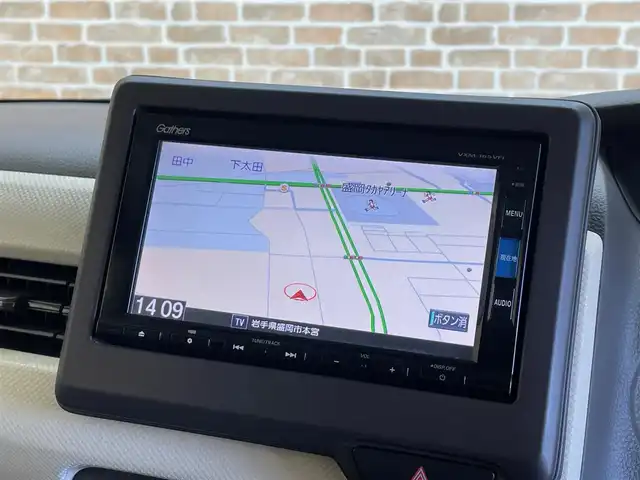 ホンダ Ｎ ＢＯＸ G EX ホンダセンシング 岩手県 2018(平30)年 9.2万km プレミアムホワイトパールⅡ 片側パワースライドドア/ホンダセンシング/クルーズコントロール/衝突被害軽減ブレーキ/レーンアシスト/横滑り防止装置/バックカメラ/ドライブレコーダー/ETC/アイドリングストップ/ステアリングスイッチ/純正ナビ（Bluetooth CD DVD フルセグ）/LEDヘッドライト/フェンダーポール/チップアップシート/純正フロアマット/ロールサンシェード/純正ホイールキャップ/スペアキー