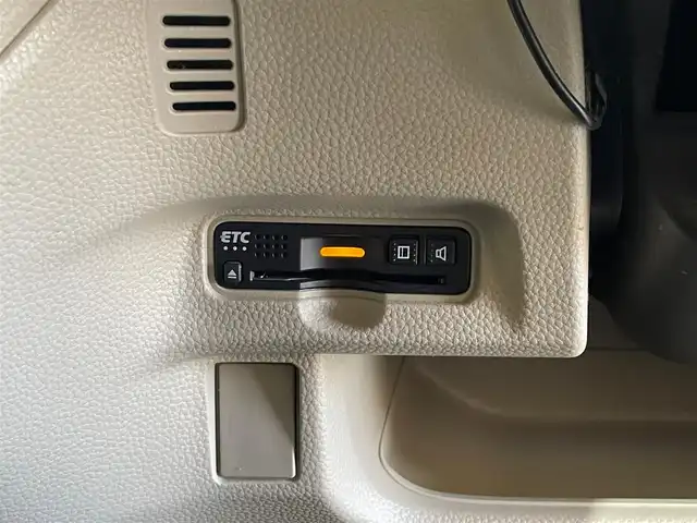 ホンダ Ｎ ＢＯＸ G EX ホンダセンシング 岩手県 2018(平30)年 9.2万km プレミアムホワイトパールⅡ 片側パワースライドドア/ホンダセンシング/クルーズコントロール/衝突被害軽減ブレーキ/レーンアシスト/横滑り防止装置/バックカメラ/ドライブレコーダー/ETC/アイドリングストップ/ステアリングスイッチ/純正ナビ（Bluetooth CD DVD フルセグ）/LEDヘッドライト/フェンダーポール/チップアップシート/純正フロアマット/ロールサンシェード/純正ホイールキャップ/スペアキー