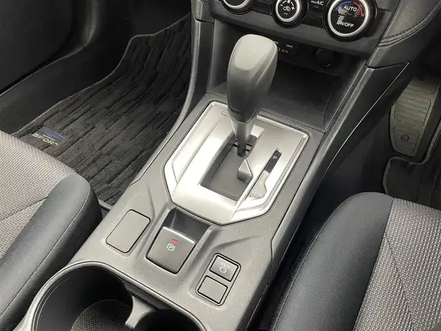 スバル インプレッサ スポーツ 1．6i－Lアイサイト 千葉県 2020(令2)年 4.1万km ラピスブルーP 禁煙車/アイサイト/・先行車発進システム/・レーンキープアシスト/・レーダークルーズコントロール/・クリアランスソナー/・自動ブレーキ/純正メモリナビ/・型番：KXM-H704/・CD/DVD/USB/Bluetooth/フルセグTV/・バックカメラ/・ETC/ステアリングスイッチ/パドルシフト/電子パーキング/MT付きAT/電動格納ミラー/純正フロアマット/純正ドアバイザー/純正16インチAW/オートライト/・ハロゲンヘッドライト/・LEDフォグランプ/・ヘッドライトイベライザー/アイドリングストップ/リモコンキー/・スペアキー