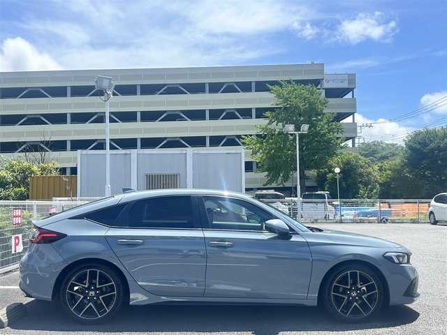 ホンダ シビック EX 静岡県 2022(令4)年 4.3万km ソニックグレーパール ディスプレイオーディオ＆ナビ（AM/FM/TV/BT・USB）/ワンオーナー/ビルトインETC2.0/ドライブレコーダー/BOSEサウンド/クルーズコントロール（追従走行有り）/バックカメラ/パワーシート（D.N席）/シートヒーター（D.N席）/パーキングアシスト/アイドリングストップ/ワイヤレス充電器