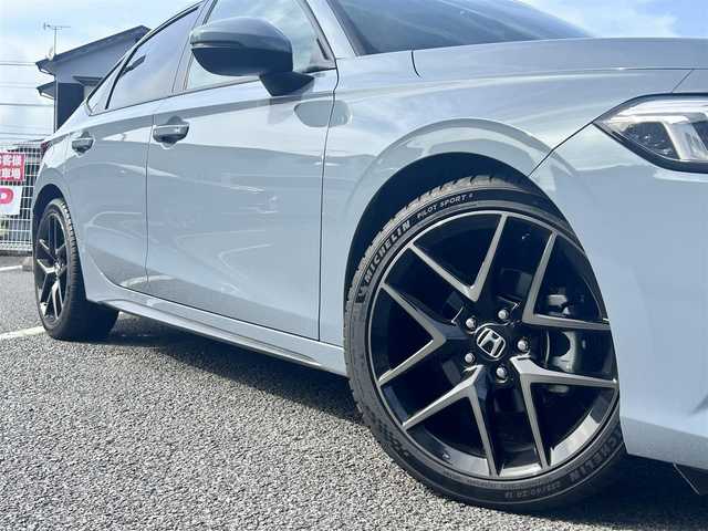 ホンダ シビック EX 静岡県 2022(令4)年 4.3万km ソニックグレーパール ディスプレイオーディオ＆ナビ（AM/FM/TV/BT・USB）/ワンオーナー/ビルトインETC2.0/ドライブレコーダー/BOSEサウンド/クルーズコントロール（追従走行有り）/バックカメラ/パワーシート（D.N席）/シートヒーター（D.N席）/パーキングアシスト/アイドリングストップ/ワイヤレス充電器