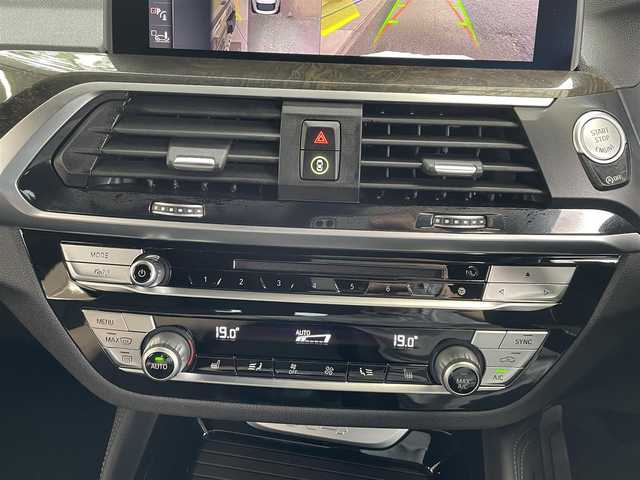 ＢＭＷ Ｘ４ xDrive 30i Mスポーツ 宮城県 2020(令2)年 1.6万km サファイアブラックP /純正メモリナビ//CD/DVD/BT/フルセグテレビ/USB//アラウンドビューモニター//レーダークルーズコントロール//衝突被害軽減ブレーキ//ブラインドスポットモニター//D/N席パワーシート(D席ポジションメモリー)//全席シートヒーター//ワイヤレス充電//パワーバックドア//ビルトインETC2.0//スマートキーx2//LEDヘッドライト