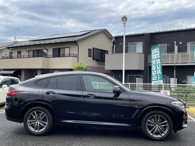 ＢＭＷ Ｘ４ xDrive 30i Mスポーツ 宮城県 2020(令2)年 1.6万km サファイアブラックP /純正メモリナビ//CD/DVD/BT/フルセグテレビ/USB//アラウンドビューモニター//レーダークルーズコントロール//衝突被害軽減ブレーキ//ブラインドスポットモニター//D/N席パワーシート(D席ポジションメモリー)//全席シートヒーター//ワイヤレス充電//パワーバックドア//ビルトインETC2.0//スマートキーx2//LEDヘッドライト