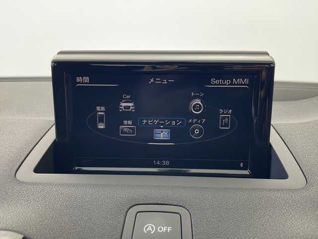 アウディ Ａ１ SB 1．0TFSI スポーツ 秋田県 2018(平30)年 1.5万km シャムベージュメタリック 純正ナビ/ビルトインETC/ドライブレコーダー/アイドリングストップ/前後コーナーセンサー/横滑り防止装置/黒革シート/前席シートヒーター/ドアミラーヒーター/本革ステアリング/ステアリングリモコン/HIDヘッドランプ/フォグランプ/純正アルミホイール/純正フロアマット/W/サイド/カーテン/エアバッグ