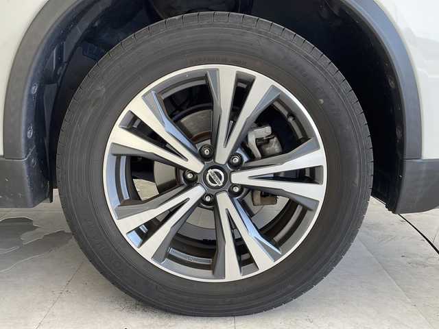 日産 エクストレイル 20X 愛知県 2018(平30)年 5.9万km ブリリアントホワイトパール 衝突被害軽減ブレーキ/純正7インチSDナビ（あり）/クルーズコントロール/シートヒーター/フルセグTV/CD/Bluetooth/ルーフレール/バックカメラ/コーナーセンサー/純正アルミホイール/LEDヘッドライト/インテリジェントミラー/オートライト/電動リアゲート/ETC/ステアリングスイッチ/スマートキー/プッシュスタート