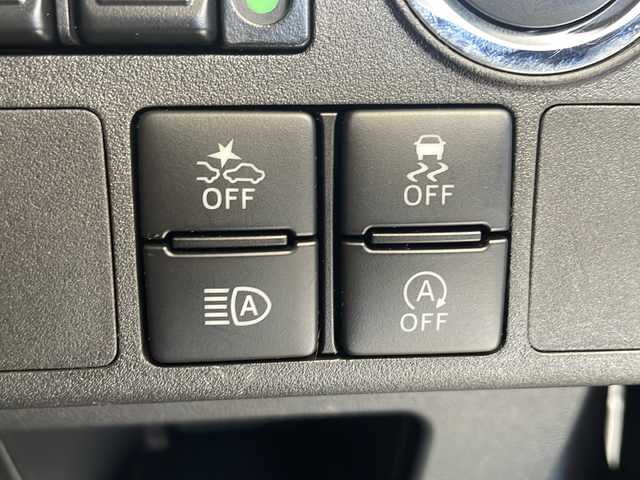 ダイハツ ウェイク G ターボ リミテッド SAⅢ 愛知県 2019(令1)年 5.5万km タングステングレーM 衝突軽減システム/全方位カメラ有/両側パワースライドドア/バックカメラ/コーナーセンサー/純正アルミホイール/LEDヘッドライト/オートマチックハイビーム/ステアリングスイッチ/スマートキー/プッシュスタート