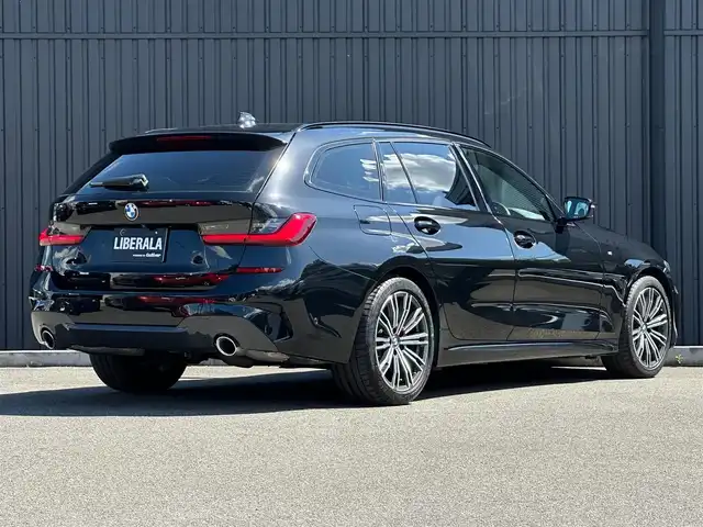 ＢＭＷ ３２０ｄ xDrive ツーリング Mスポーツ 福島県 2020(令2)年 2.5万km サファイアブラックP アダプティブクルーズコントロール/ブラインドスポットモニター/インテリジェントセーフティ/・レーンディパーチャーウォーニング/・衝突軽減システム/ヴァーネスカ・レザー/パワーリアゲート/シートヒーター/パワーシート/純正ナビ(BT/USB)/AppleCarPlay/360°/バックカメラ/純正18AW/パーキングアシスト/ETC2.0/ドライブレコーダー(前後)/アイドリングストップ/取扱説明書/保証書