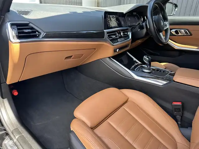 ＢＭＷ ３２０ｄ xDrive ツーリング Mスポーツ 福島県 2020(令2)年 2.5万km サファイアブラックP アダプティブクルーズコントロール/ブラインドスポットモニター/インテリジェントセーフティ/・レーンディパーチャーウォーニング/・衝突軽減システム/ヴァーネスカ・レザー/パワーリアゲート/シートヒーター/パワーシート/純正ナビ(BT/USB)/AppleCarPlay/360°/バックカメラ/純正18AW/パーキングアシスト/ETC2.0/ドライブレコーダー(前後)/アイドリングストップ/取扱説明書/保証書
