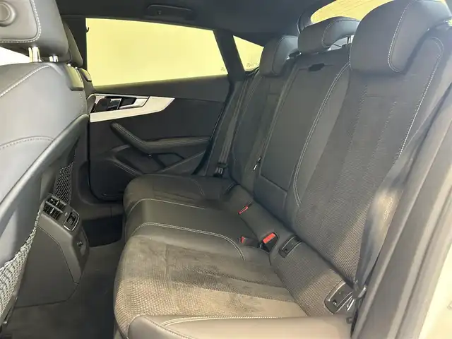 アウディ Ａ５ SB 40TDIクワトロ Sライン 岐阜県 2021(令3)年 4.2万km 白 ワンオーナー/Audiレーザーライトパッケージ/　マトリクスＬＥＤヘッドライト/　レーザーハイビーム/　ヘッドライトウォッシャー/アウディプレセンスリヤ/リヤビューカメラ/全方位カメラ/アダプティブクルーズコントロール/アウディアクティブレーンアシスト/アウディプレセンスシティ/アウディサイドアシスト/メモリー機能付きパワーシート/前席シートヒーター