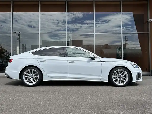 アウディ Ａ５ SB 40TDIクワトロ Sライン 岐阜県 2021(令3)年 4.2万km 白 ワンオーナー/Audiレーザーライトパッケージ/　マトリクスＬＥＤヘッドライト/　レーザーハイビーム/　ヘッドライトウォッシャー/アウディプレセンスリヤ/リヤビューカメラ/全方位カメラ/アダプティブクルーズコントロール/アウディアクティブレーンアシスト/アウディプレセンスシティ/アウディサイドアシスト/メモリー機能付きパワーシート/前席シートヒーター