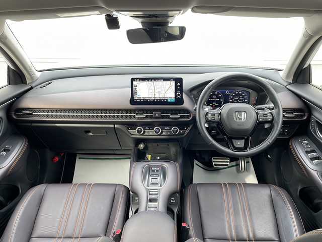 ホンダ ＺＲ－Ｖ ハイブリッド e:HEV Z 山形県 2023(令5)年 3.5万km プラチナホワイトパール 禁煙車/ワンオーナー/無限フルエアロ/無限18インチアルミホイール/BOSEサウンド/レザーシート/Honda SENSING/・衝突軽減ブレーキ（ＣＭＢＳ）/・路外逸脱抑制機能/・先行車発進お知らせ機能/・アダプティブクルーズコントロール（ＡＣＣ）/・車線維持支援システム（ＬＫＡＳ）/・標識認識機能/・誤発進抑制機能 /・近距離衝突軽減ブレーキ/ホンダコネクトディスプレイ/(ナビ.CD.DVD.BT.USB.SD.スマホ連携）/フルセグ/マルチビューカメラ/ETC2.0/パドルシフト/置くだけ充電/シートヒーター/ダウンヒルアシスト/パワーバックドア/電動パーキングブレーキ/オートホールド/パワーシート/シートヒーター/純正ドライブレコーダー/LEDヘッドライト/プッシュスタート/スマートキー