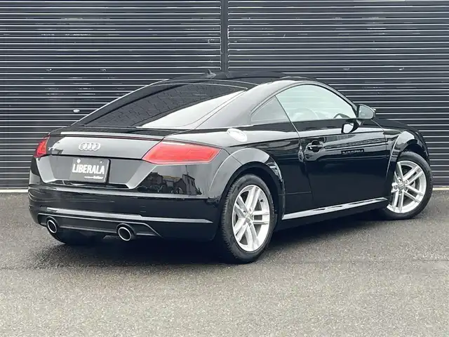 アウディ ＴＴクーペ 2．0 TFSI 静岡県 2016(平28)年 4.5万km ミトスブラックメタリック MMIナビ/(Bluetooth/CD/DVD/フルセグ)/バーチャルコックピット/マトリクスLEDヘッドライト/ETC/ドライブレコーダー/純正17インチアルミホイール/純正フロアマット/スマートキー