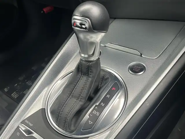 アウディ ＴＴクーペ 2．0 TFSI 静岡県 2016(平28)年 4.5万km ミトスブラックメタリック MMIナビ/(Bluetooth/CD/DVD/フルセグ)/バーチャルコックピット/マトリクスLEDヘッドライト/ETC/ドライブレコーダー/純正17インチアルミホイール/純正フロアマット/スマートキー