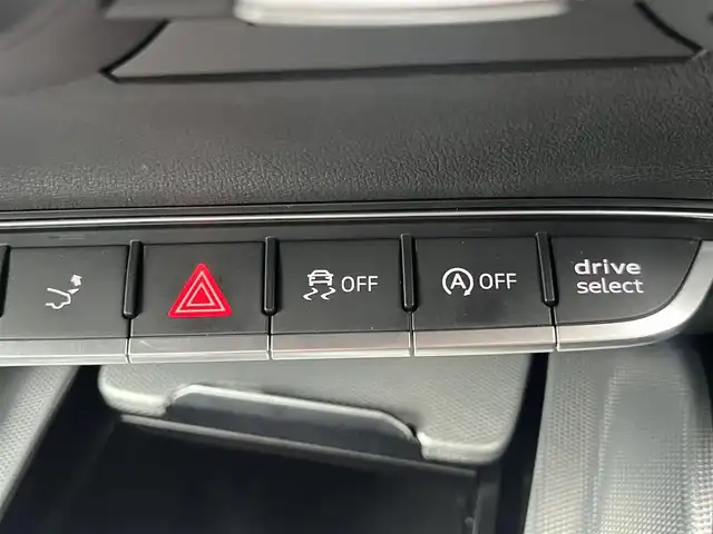 アウディ ＴＴクーペ 2．0 TFSI 静岡県 2016(平28)年 4.5万km ミトスブラックメタリック MMIナビ/(Bluetooth/CD/DVD/フルセグ)/バーチャルコックピット/マトリクスLEDヘッドライト/ETC/ドライブレコーダー/純正17インチアルミホイール/純正フロアマット/スマートキー