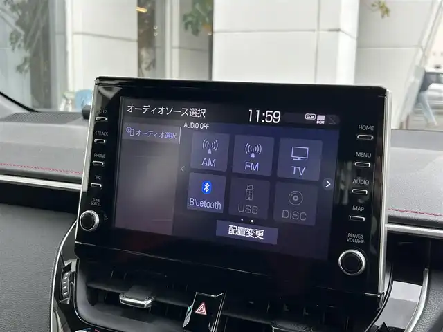 トヨタ カローラ スポーツ ハイブリッドG Z 静岡県 2021(令3)年 5.4万km プラチナホワイトパールマイカ トヨタセーフティーセンス/・プリクラッシュセーフティシステム/・レーントレーシングアシスト/・レーダークルーズコントロール/・オートマッチクハイビーム/・ロードサイドアシスト/純正９インチディスプレイオーディオ/インテリジェントクリアランスソナー/ドライブモードセレクト/・ECO.NORMAL・SPORT/丸形１灯式LEDヘッドランプ/LEDデイライト/LEDフロントフォグランプ/ルーフ同色ドアミラー/（電動オート格納/ヒーター/ウィンカーミラー）/225/40/R18インチ5本ツインスポーク/スポーツ/スェード＆レザー（レッド）/ビルトインETC/ステアリングスイッチ/シートヒーター(D席/N席）/前後社外ドライブレコーダー/ヘッドライトレベライザー