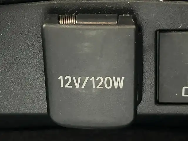 トヨタ カローラ スポーツ ハイブリッドG Z 静岡県 2021(令3)年 5.4万km プラチナホワイトパールマイカ トヨタセーフティーセンス/・プリクラッシュセーフティシステム/・レーントレーシングアシスト/・レーダークルーズコントロール/・オートマッチクハイビーム/・ロードサイドアシスト/純正９インチディスプレイオーディオ/インテリジェントクリアランスソナー/ドライブモードセレクト/・ECO.NORMAL・SPORT/丸形１灯式LEDヘッドランプ/LEDデイライト/LEDフロントフォグランプ/ルーフ同色ドアミラー/（電動オート格納/ヒーター/ウィンカーミラー）/225/40/R18インチ5本ツインスポーク/スポーツ/スェード＆レザー（レッド）/ビルトインETC/ステアリングスイッチ/シートヒーター(D席/N席）/前後社外ドライブレコーダー/ヘッドライトレベライザー