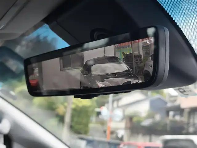 トヨタ アルファード S Cパッケージ 熊本県 2022(令4)年 1.8万km ホワイトパールクリスタルシャイン ワンオーナー/サンルーフ/純正ナビ/【フルセグTV/Bluetooth/CD/DVD】/バックカメラ/デジタルインナーミラー/フリップダウンモニター/両側パワースライドドア/レーダークルーズコントロール/プリクラッシュセーフティー/レーンキープアシスト/パーキングサポートブレーキ/リアクロストラフィックアラート/ブラインドスポットモニター/ロードサインアシスト/ブレーキホールド/ブラックレザーシート/1・2列目パワーシート/前席シートヒーター/エアシート/オートLEDライト/オートハイビーム/ウィンカーミラー/純正18インチAW/100Vアダプタ/革巻きステアリング/ステアリングスイッチ/ステアリングヒーター/プッシュスタート/スマートキー/ETC/社外フロアマット/純正ドアバイザー/保証書/取扱説明書/スペアキー