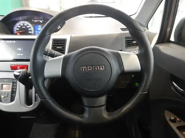 ダイハツ ムーヴ カスタム RS 静岡県 2013(平25)年 3.6万km シルキーマルーンクリスタルメタリック ターボ/ブリジストン製タイヤ/・2025年1月製/・SEIBERLING SL201/ストラーダナビ/・CN-R300WD/・フルセグ/・DVD再生/・CD再生/・Bluetooth接続/・SD/・HDMI/ETC/本革巻きステアリング/アイドリングストップ/ウインカーミラー/電動格納ミラー/オートライト/フォグライト/ドアバイザー/プッシュスタート/スマートキー×1/取扱説明書/新車保証書/整備記録簿/・新車1ヶ月、6ヶ月、H27、H29、H30、R1、R3、R5、R7