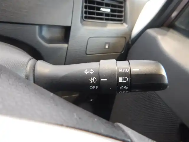 ダイハツ ムーヴ カスタム RS 静岡県 2013(平25)年 3.6万km シルキーマルーンクリスタルメタリック ターボ/ブリジストン製タイヤ/・2025年1月製/・SEIBERLING SL201/ストラーダナビ/・CN-R300WD/・フルセグ/・DVD再生/・CD再生/・Bluetooth接続/・SD/・HDMI/ETC/本革巻きステアリング/アイドリングストップ/ウインカーミラー/電動格納ミラー/オートライト/フォグライト/ドアバイザー/プッシュスタート/スマートキー×1/取扱説明書/新車保証書/整備記録簿/・新車1ヶ月、6ヶ月、H27、H29、H30、R1、R3、R5、R7