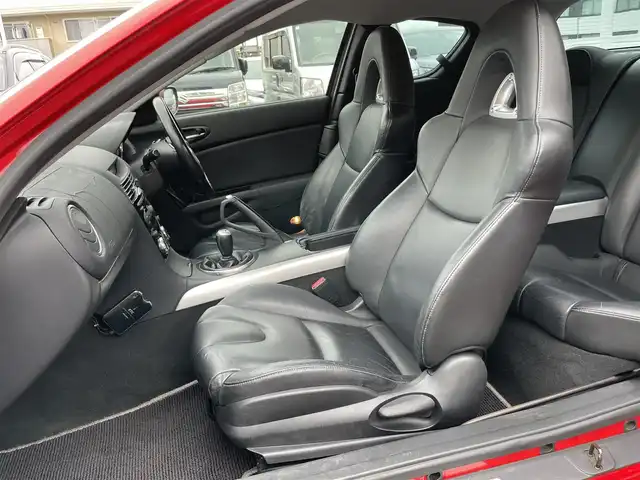 マツダ ＲＸ－８ タイプ S トゥルーレッドスタイル 群馬県 2006(平18)年 4.5万km トゥルーレッド 6速マニュアル/レザーシート/D席パワーシート/BOSEサウンドシステム/スマートキー（カードキー）/純正18インチAW/HIDヘッドライト/純正フロアマット/ETC/保証書・取説