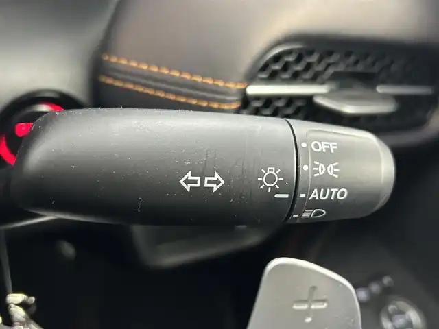 ホンダ ＺＲ－Ｖ ハイブリッド e:HEV Z 熊本県 2023(令5)年 1.6万km スーパープラチナグレーメタリック 禁煙車　/ＢＯＳＥサウンド　/純正ナビ（ＡｐｐｌＣａｒＰｌａｙ・ＡｎｄｒｏｉｄＡｕｔｏ・フルセグ）/全周囲カメラ　/ビルトインＥＴＣ２．０　/衝突軽減ブレーキ/ブラインドスポットモニター/アダブティブクルーズコントロール/先行車発進お知らせ機能/レーンキープアシスト/路外逸脱制御機能/標識認識機能　/横滑り防止/ダウンヒルアシスト/パワーバックドア　/前席シートヒーター/ステアリングヒーター/前席パワーシート/置くだけ充電/パドルシフト/オートライト/LEDヘッドライト/フォグライト/スマートキー/プッシュスタート/スペアキー1本/保証書/取扱説明書