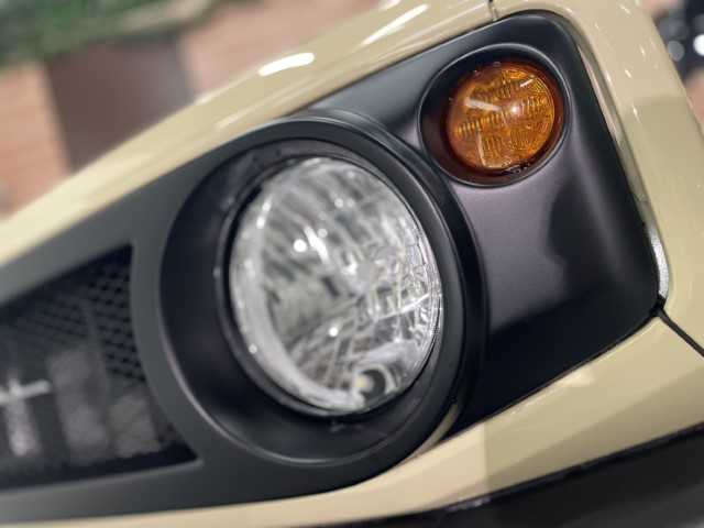 スズキ ジムニー XL 長野県 2020(令2)年 1.4万km シフォンアイボリーM AIS検査済み/ワンオーナー/社外SDナビ/フルセグテレビ/Bluetooth/バックカメラ/ドライブレコーダー/LEDフォグランプ/ドアバイザー/プッシュスタート/DEAN CROSS COUNTRYアルミ（社外）/ステアリングカバー/トーヨー　オープンカントリーR/T　185/85-16（新品）/1インチリフトアップキット（社外）/フロントアンダーガード（社外）/フロントカメラ（社外）/ルーフラック（社外）/社外パーツ取付有