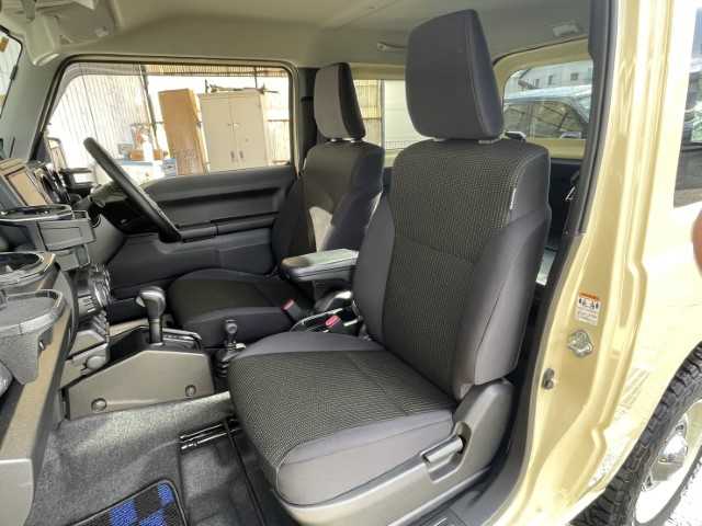 スズキ ジムニー XL 長野県 2020(令2)年 1.4万km シフォンアイボリーM AIS検査済み/ワンオーナー/社外SDナビ/フルセグテレビ/Bluetooth/バックカメラ/ドライブレコーダー/LEDフォグランプ/ドアバイザー/プッシュスタート/DEAN CROSS COUNTRYアルミ（社外）/ステアリングカバー/トーヨー　オープンカントリーR/T　185/85-16（新品）/1インチリフトアップキット（社外）/フロントアンダーガード（社外）/フロントカメラ（社外）/ルーフラック（社外）/社外パーツ取付有
