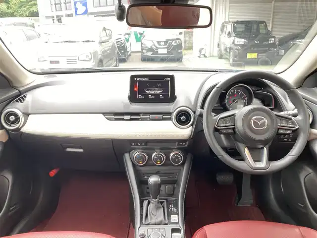 マツダ ＣＸ－３ 15S 100周年特別記念車 長崎県 2020(令2)年 5.9万km スノーフレイクホワイトパールマイカ BOSEサウンド/衝突被害軽減ブレーキ/レーダークルーズコントロール/レーンキープアシスト/メーカーOP・SDナビ/(Bluetooth接続・フルセグTV・DVD再生)/全方位カメラ・バックカメラ/前後ドライブレコーダー/ETC/赤革シート/・パワーシート/・シートヒーター/ステアリングヒーター/コーナーセンサー/横すべり防止装置/ヘッドアップディスプレイ/電子パーキング/オートホールド機能/MTモード付AT/パドルシフト