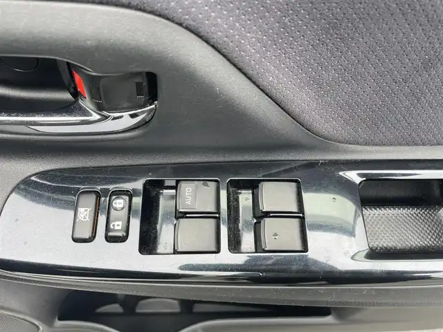トヨタ ヴィッツ RS G’s 和歌山県 2014(平26)年 7.8万km ホワイトパールクリスタルシャイン 社外ナビ/ワンセグTV/BT・DVD/バックカメラ/５速MT/ドラレコ/ETC/LEDヘッド/オートライト/フォグランプ