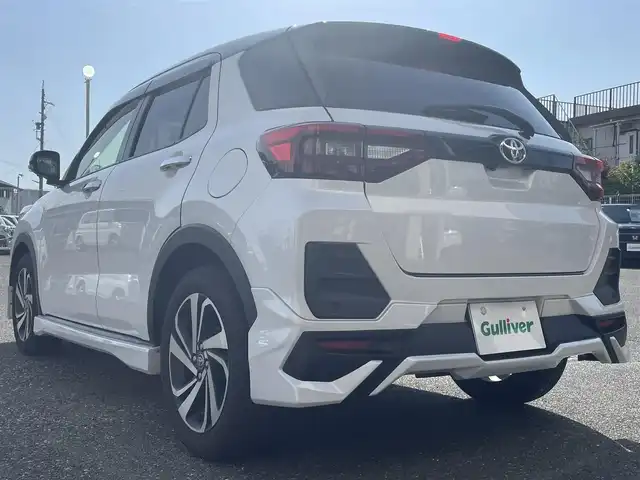 トヨタ ライズ Z 愛知県 2020(令2)年 5.8万km ブラックマイカメタリック/シャイニングホワイトパール バックカメラ/アイドリングストップ/ウィンカーミラー/クルーズコントロール/ドアバイザー/フォグランプ/プッシュスタート/ビルトインETC/モデリスタエアロ/ディスプレイオーディオ/アラウンドビューモニター/衝突軽減ブレーキ/パーキングアシスト/オートライト/レザーステアリング/シートヒーター(D席、N席）/USB×2/純正フロアマット/電動格納ミラー/カーテンエアバック/レーンキープ/コーナーセンサー/ブラインドスポットモニター