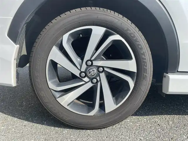 トヨタ ライズ Z 愛知県 2020(令2)年 5.8万km ブラックマイカメタリック/シャイニングホワイトパール バックカメラ/アイドリングストップ/ウィンカーミラー/クルーズコントロール/ドアバイザー/フォグランプ/プッシュスタート/ビルトインETC/モデリスタエアロ/ディスプレイオーディオ/アラウンドビューモニター/衝突軽減ブレーキ/パーキングアシスト/オートライト/レザーステアリング/シートヒーター(D席、N席）/USB×2/純正フロアマット/電動格納ミラー/カーテンエアバック/レーンキープ/コーナーセンサー/ブラインドスポットモニター