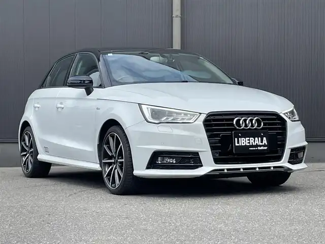 アウディ Ａ１ SB ミッドナイトリミテッド 香川県 2018(平30)年 5.1万km グレイシアホワイトメタリック 純正ナビ/フルセグTV/BT/CD/コーナーセンサー/スマートキー/ETC/Fドライブレコーダー/純正17インチアルミ/キセノンヘッドライト/オートライト