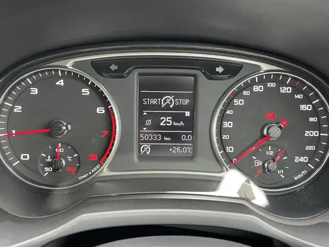 アウディ Ａ１ SB ミッドナイトリミテッド 香川県 2018(平30)年 5.1万km グレイシアホワイトメタリック 純正ナビ/フルセグTV/BT/CD/コーナーセンサー/スマートキー/ETC/Fドライブレコーダー/純正17インチアルミ/キセノンヘッドライト/オートライト