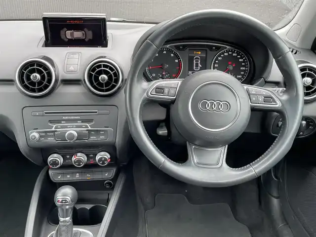 アウディ Ａ１ SB ミッドナイトリミテッド 香川県 2018(平30)年 5.1万km グレイシアホワイトメタリック 純正ナビ/フルセグTV/BT/CD/コーナーセンサー/スマートキー/ETC/Fドライブレコーダー/純正17インチアルミ/キセノンヘッドライト/オートライト