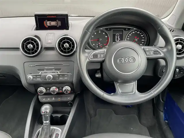 アウディ Ａ１ SB ミッドナイトリミテッド 香川県 2018(平30)年 5.1万km グレイシアホワイトメタリック 純正ナビ/フルセグTV/BT/CD/コーナーセンサー/スマートキー/ETC/Fドライブレコーダー/純正17インチアルミ/キセノンヘッドライト/オートライト