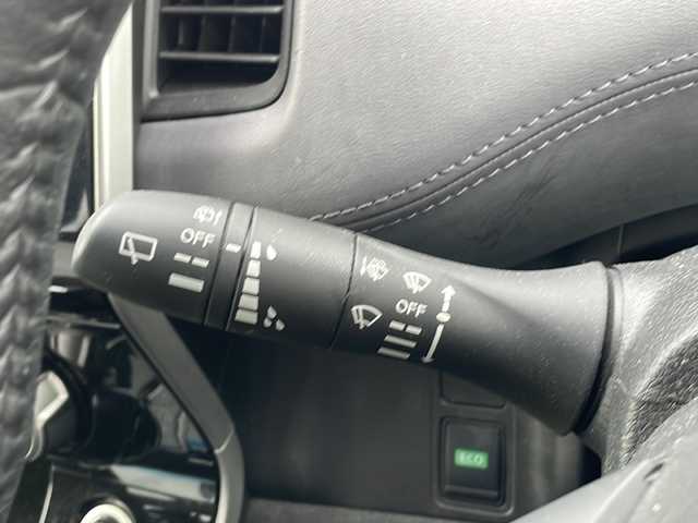 日産 セレナ ハイウェイスター V 千葉県 2020(令2)年 2.7万km ブリリアントホワイトパール 2トーン 1オーナー 10型ナビ フリップダウンモニター 全方位カメラ セーフティパック ハンズフリーオートスライド 両側電動スライドドア スマートミラー BSI BSW LDW LDP  ETC ドラレコ