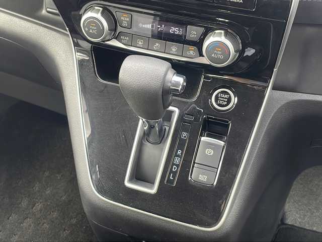 日産 セレナ ハイウェイスター V 千葉県 2020(令2)年 2.7万km ブリリアントホワイトパール 2トーン 1オーナー 10型ナビ フリップダウンモニター 全方位カメラ セーフティパック ハンズフリーオートスライド 両側電動スライドドア スマートミラー BSI BSW LDW LDP  ETC ドラレコ