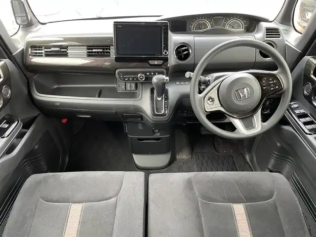 ホンダ Ｎ ＢＯＸ カスタム G L ホンダセンシング 福岡県 2017(平29)年 10.8万km クリスタルブラックパール (株)IDOMが運営する【じしゃロン八幡西店】の自社ローン専用車両になります。こちらは現金またはオートローンご利用時の価格です。自社ローンご希望の方は別途その旨お申付け下さい/純正8インチナビ(VXU-185NBi)/【Bluetooth・CD・DVD・TV】/バックカメラ/純正アルミホイール/純正フロアマット/純正リアスポイラー/フロントフォグランプ/LED/ETC/パワースライドドア/プッシュスタート/スマートキー/カーテンエアバック