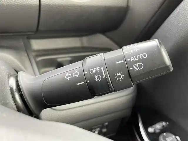 ホンダ Ｎ ＢＯＸ カスタム G L ホンダセンシング 福岡県 2017(平29)年 10.8万km クリスタルブラックパール (株)IDOMが運営する【じしゃロン八幡西店】の自社ローン専用車両になります。こちらは現金またはオートローンご利用時の価格です。自社ローンご希望の方は別途その旨お申付け下さい/純正8インチナビ(VXU-185NBi)/【Bluetooth・CD・DVD・TV】/バックカメラ/純正アルミホイール/純正フロアマット/純正リアスポイラー/フロントフォグランプ/LED/ETC/パワースライドドア/プッシュスタート/スマートキー/カーテンエアバック