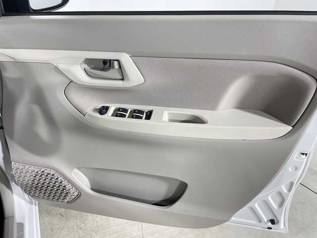 ダイハツ ムーヴ L SAⅢ 福岡県 2020(令2)年 2.8万km ホワイト 純正ナビゲーション/バックカメラ/ETC/ベンチシート/コーナーセンサー/純正フロアマット/バックカメラ/リモコンキー/コーナーセンサー/アイドリングストップ