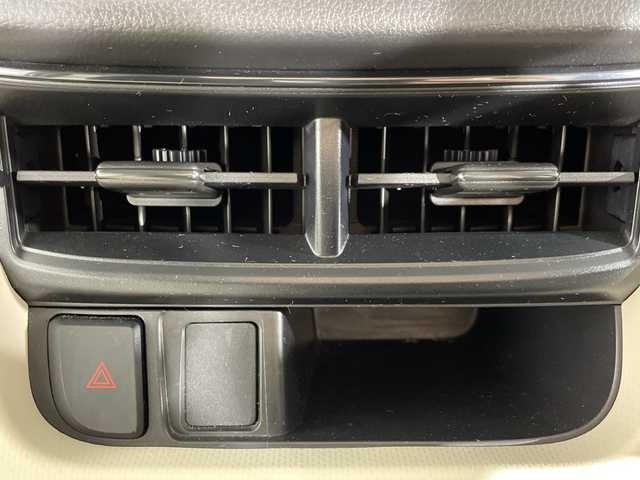 ダイハツ ムーヴ L SAⅢ 福岡県 2020(令2)年 2.8万km ホワイト 純正ナビゲーション/バックカメラ/ETC/ベンチシート/コーナーセンサー/純正フロアマット/バックカメラ/リモコンキー/コーナーセンサー/アイドリングストップ