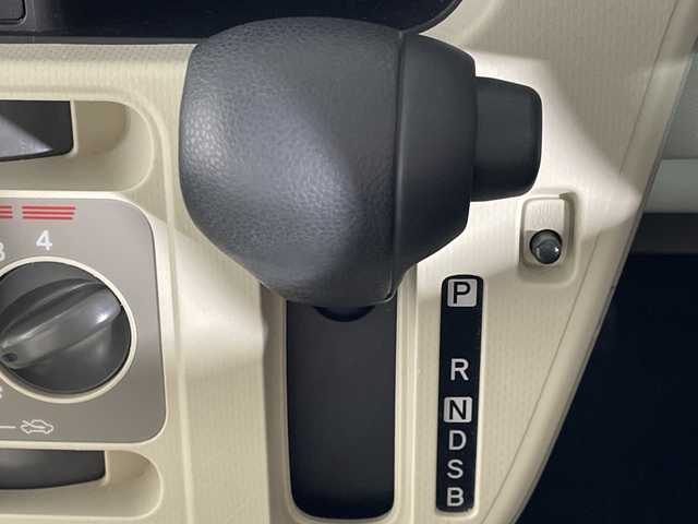 ダイハツ ムーヴ L SAⅢ 福岡県 2020(令2)年 2.8万km ホワイト 純正ナビゲーション/バックカメラ/ETC/ベンチシート/コーナーセンサー/純正フロアマット/バックカメラ/リモコンキー/コーナーセンサー/アイドリングストップ