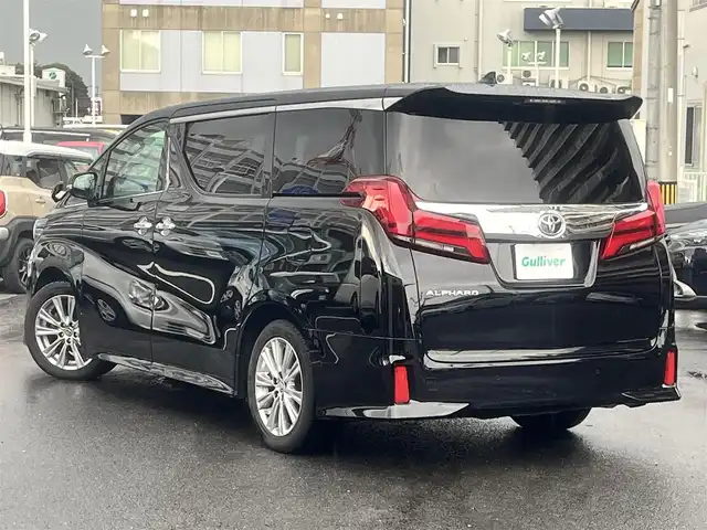 トヨタ アルファード S Aパッケージ 島根県 2019(平31)年 4万km ブラック アルパイン製１１型メモリナビ(アルファード専用)/アルパイン製フリップダウンモニター/TRDフロントスポイラー/フルセグTV ・ DVD再生/バックカメラ ・ Bluetooth/ETC ・ ドラレコ/両側パワースライドドア/助手席+2列目オットマン/クルーズコントロール/オートライト/ハイビーム/電子パーキングブレーキ(ホールド機能付)/衝突軽減ブレーキ・レーンアシスト　/前後コーナーセンサー　/純正LEDヘッドライト/純正フォグランプ/1・2列目レザー調シートカバー/純正18インチアルミホイール　/純正フロアマット/スペアキー1本/保証書・取扱説明書