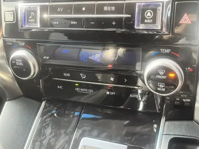 トヨタ アルファード S Aパッケージ 島根県 2019(平31)年 4万km ブラック アルパイン製１１型メモリナビ(アルファード専用)/アルパイン製フリップダウンモニター/TRDフロントスポイラー/フルセグTV ・ DVD再生/バックカメラ ・ Bluetooth/ETC ・ ドラレコ/両側パワースライドドア/助手席+2列目オットマン/クルーズコントロール/オートライト/ハイビーム/電子パーキングブレーキ(ホールド機能付)/衝突軽減ブレーキ・レーンアシスト　/前後コーナーセンサー　/純正LEDヘッドライト/純正フォグランプ/1・2列目レザー調シートカバー/純正18インチアルミホイール　/純正フロアマット/スペアキー1本/保証書・取扱説明書