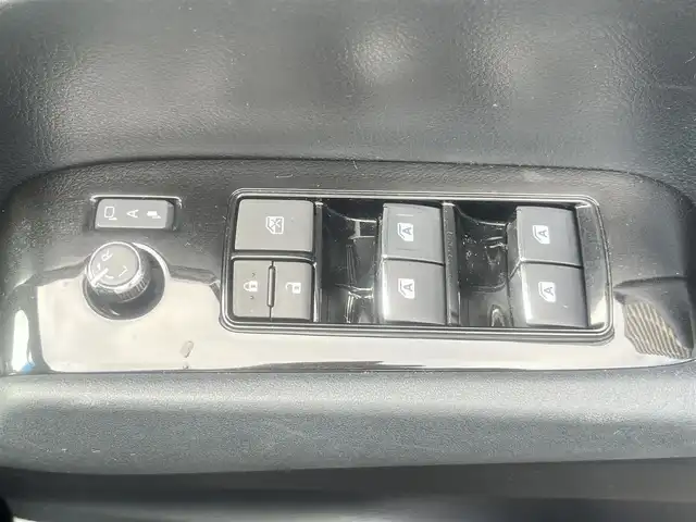 トヨタ アルファード S Aパッケージ 島根県 2019(平31)年 4万km ブラック アルパイン製１１型メモリナビ(アルファード専用)/アルパイン製フリップダウンモニター/TRDフロントスポイラー/フルセグTV ・ DVD再生/バックカメラ ・ Bluetooth/ETC ・ ドラレコ/両側パワースライドドア/助手席+2列目オットマン/クルーズコントロール/オートライト/ハイビーム/電子パーキングブレーキ(ホールド機能付)/衝突軽減ブレーキ・レーンアシスト　/前後コーナーセンサー　/純正LEDヘッドライト/純正フォグランプ/1・2列目レザー調シートカバー/純正18インチアルミホイール　/純正フロアマット/スペアキー1本/保証書・取扱説明書